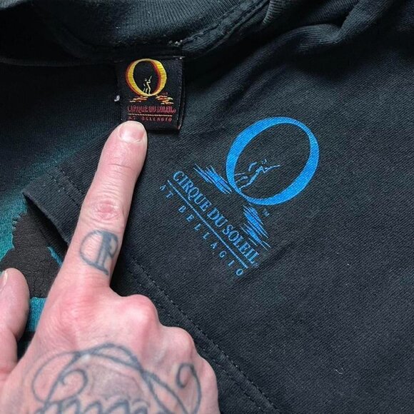 Vintage Las Vegas Cirque De Soleil Licensed Shirt - Picture 4 of 5